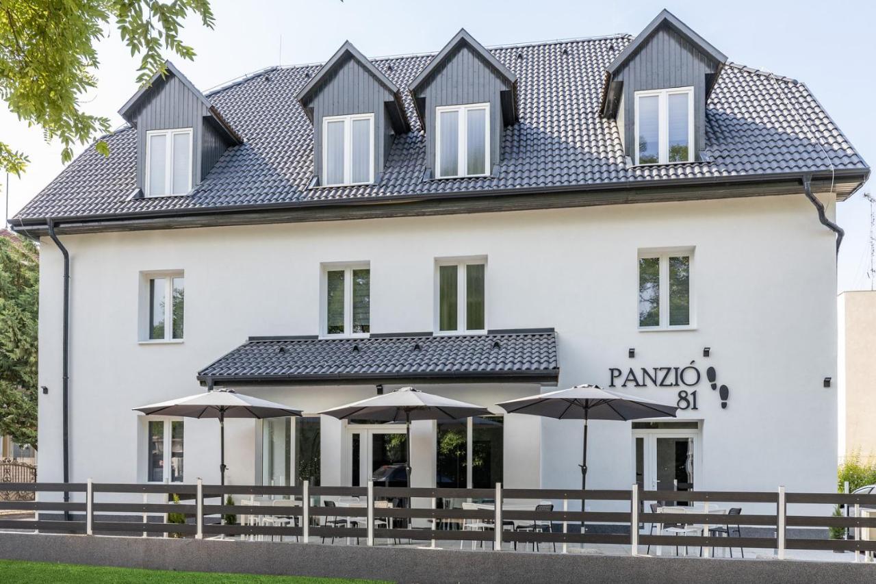 Panzio 81 Bed and Breakfast Hajdúszoboszló Eksteriør billede